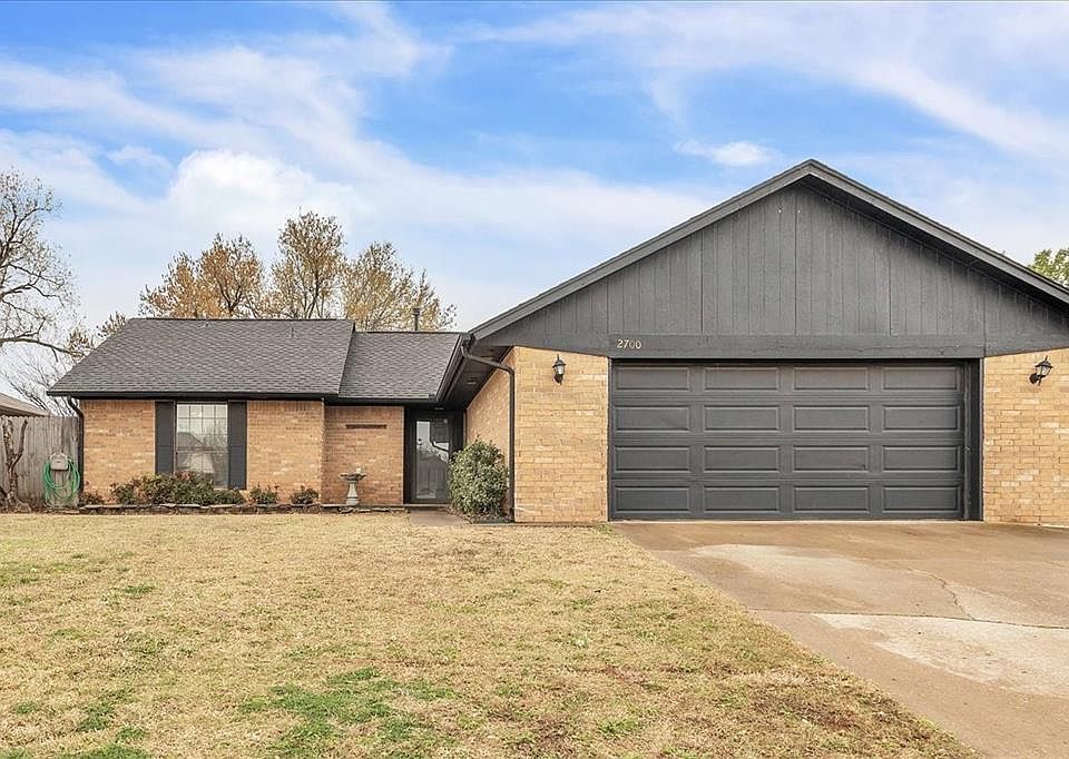 1st image of 2700 Greenfield Dr