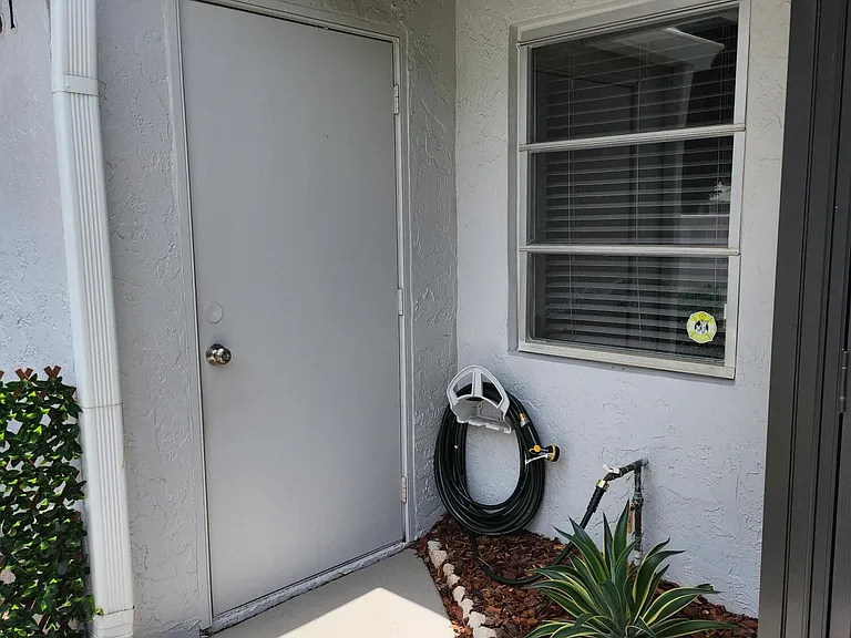 8951 Sunnywood Pl #B — Photo 2