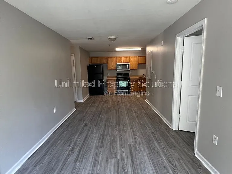 370 S Kerr Ave #303 — Photo 5