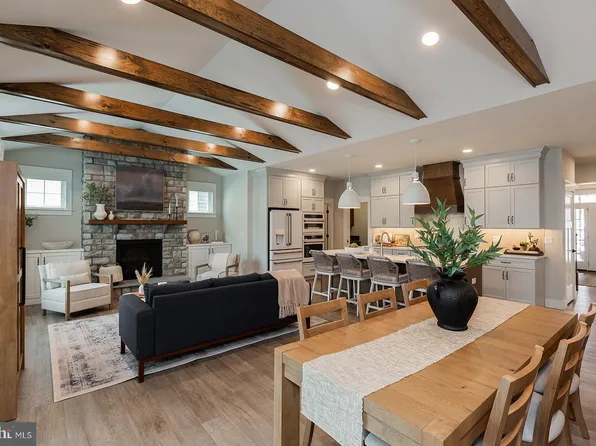 618 Greenbriar Path, Cochranville, PA 19330