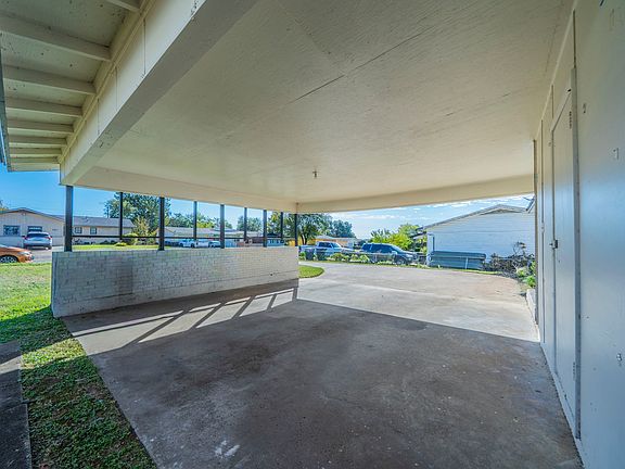 4th image of 4147 Huckleberry Cir