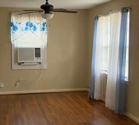 4th image of 193 Woodson Ln