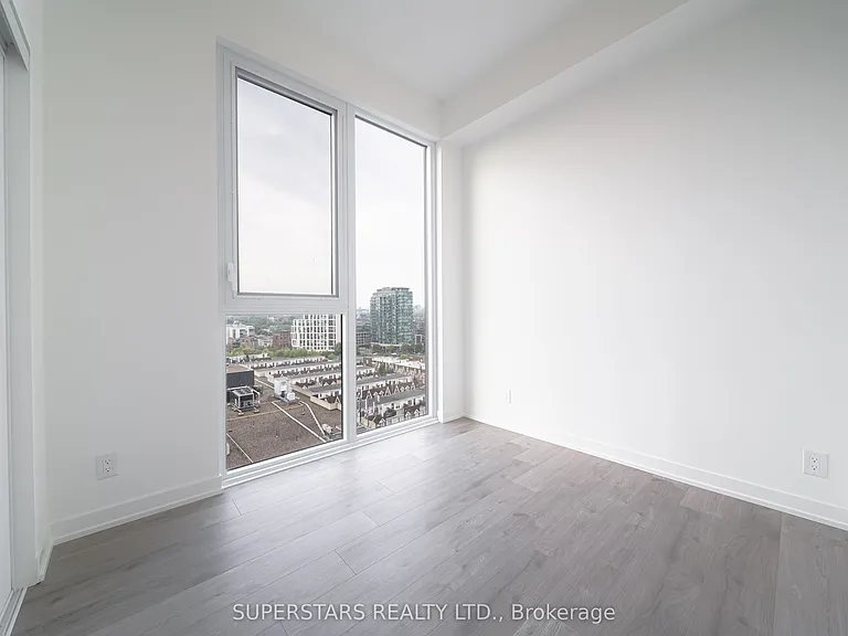 285 Dufferin St #1124 — Photo 15