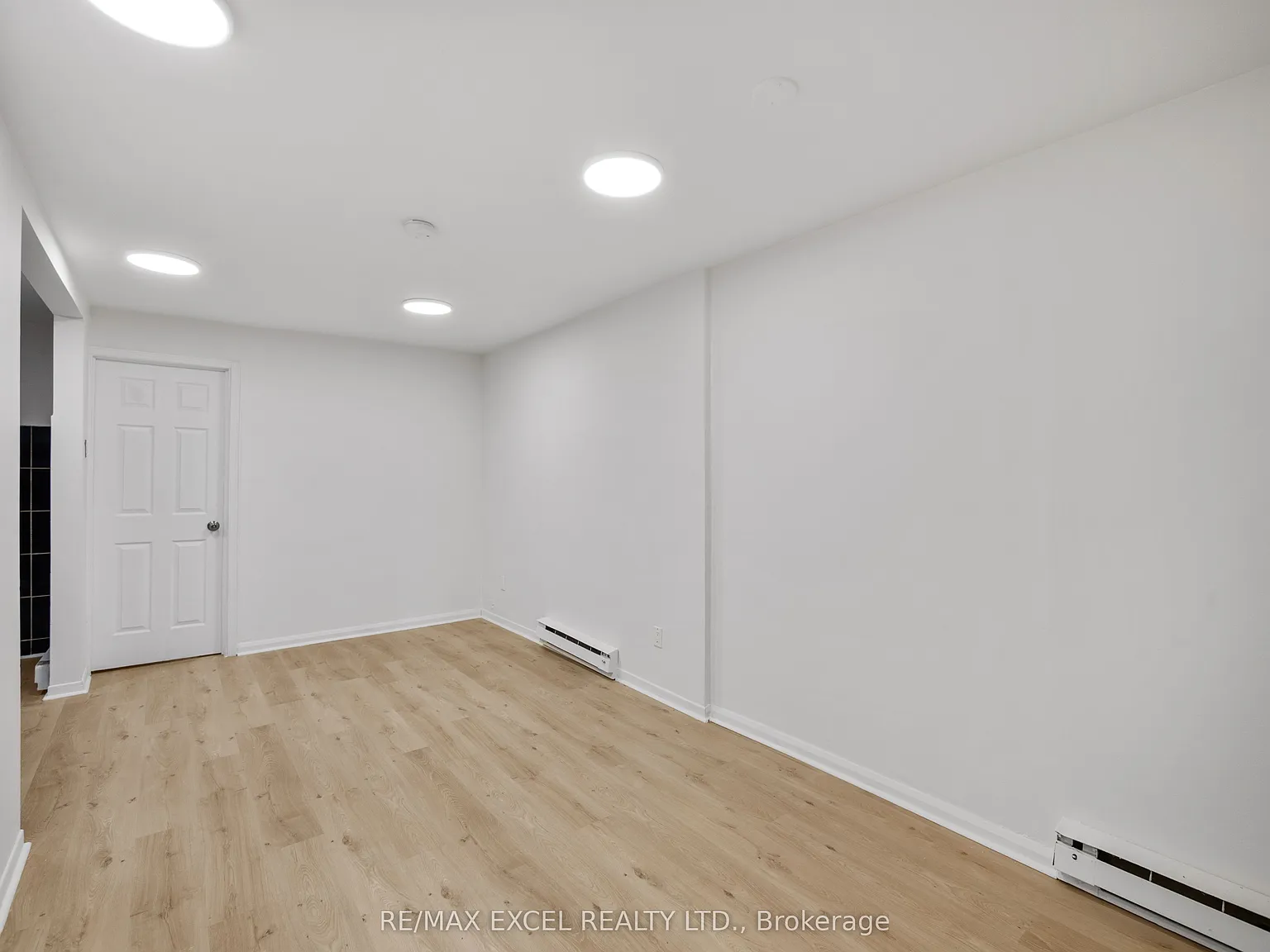 2 bed, $1,950 — Photo 2