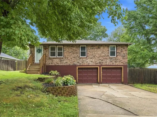 10728 N Walnut St, Kansas City, MO 64155