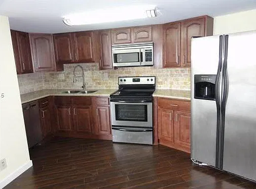 1 bed, 875 sqft, $1,865 — Photo 4