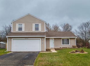 30W070 Huntington Dr, Warrenville, IL