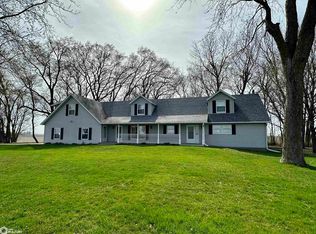 3118 40th St, Grinnell, IA 50112