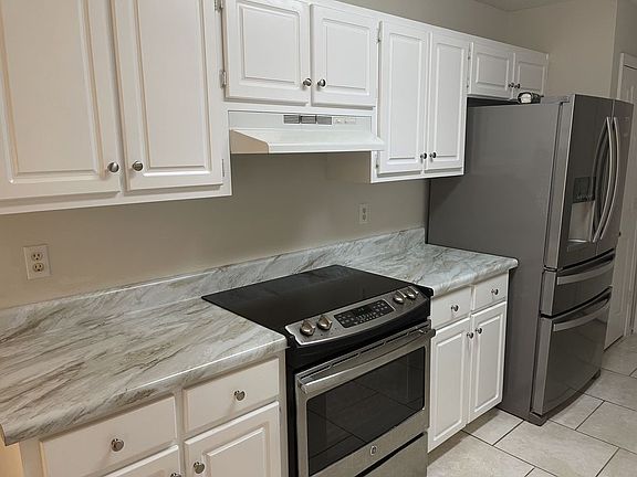 4th image of 397 Mirabelle Dr