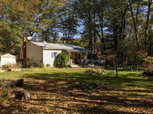 499 Second New Hampshire Turnpike, Hillsborough, NH 03244