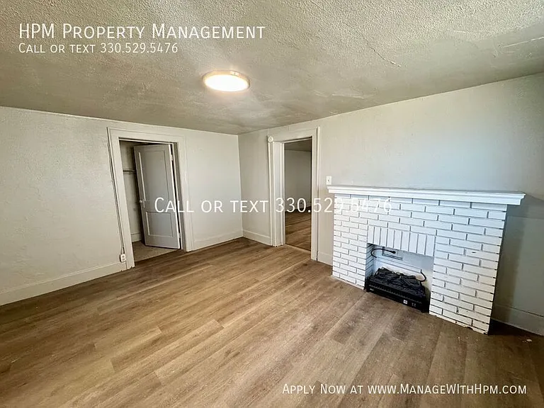 2237 Tuscst W #2 — Photo 5