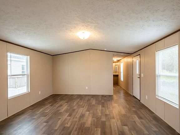 4th image of 18733 Samuels Rd #298