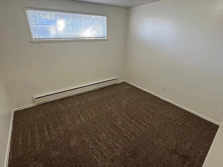 2722-2724 W Peninsula Dr — Photo 10