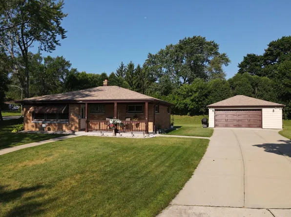 5749 South 21st STREET, Milwaukee, WI 53221