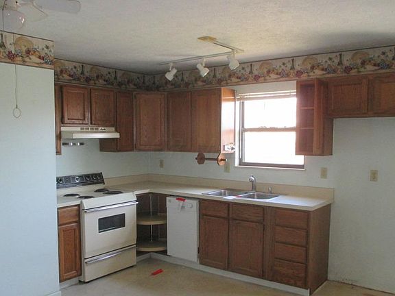 5th image of 3274 Kilwinning Pl