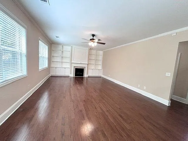 308 Fieldhouse Cir SW — Photo 11