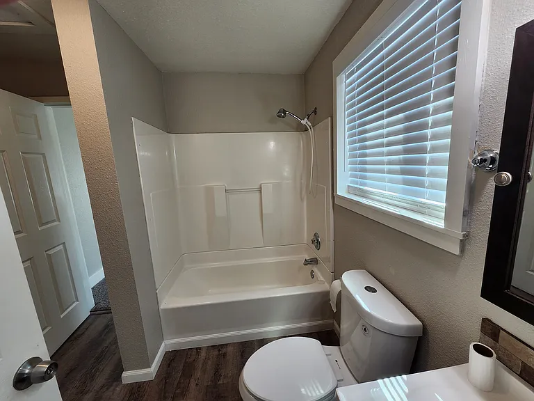1521 Franklin Rd — Photo 5