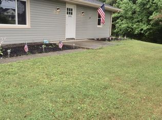 3142 Lindale Mount Holly Rd, Amelia, OH 45102