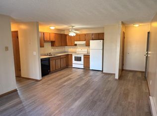 1404 Greene St #20, Adel, IA 50003