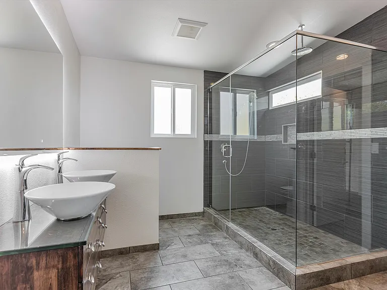 59 Mulberry Ln — Photo 16