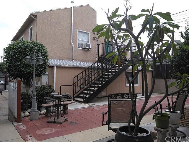 2nd image of 4315 W Pico Blvd