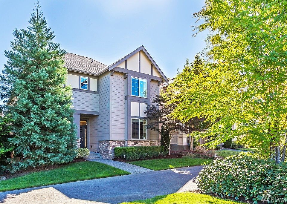 1st image of 10839 243rd Ave NE