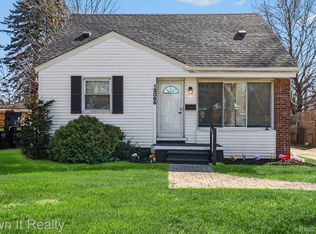 12066 Bramell, Redford, MI 48239