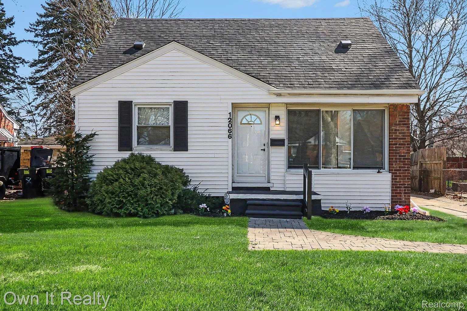 12066 Bramell photo 1