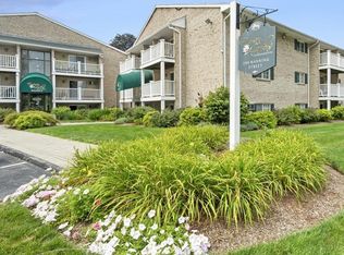 200 Manning St APT 15B, Hudson, MA 01749
