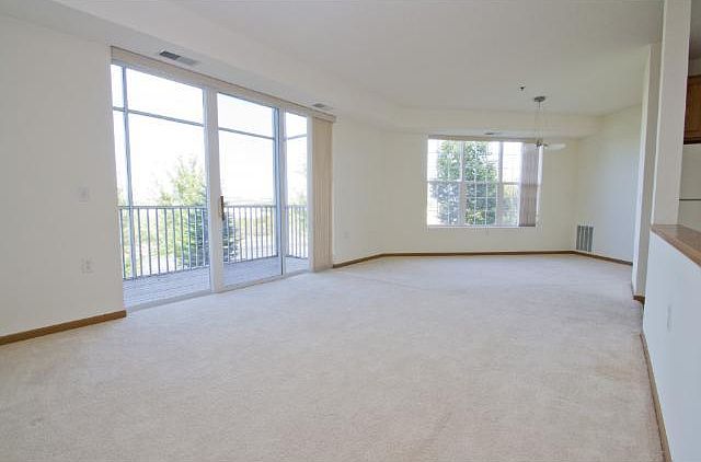 1st image of 15001 Burnhaven Dr #117