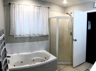 14960 Dos Palmas Rd, Victorville, CA 92392