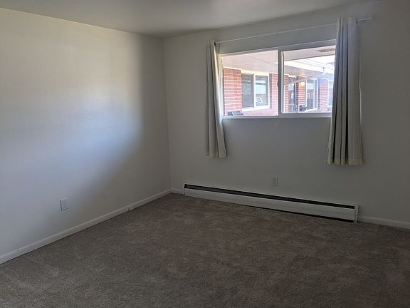 2nd image of 301 14th Pl