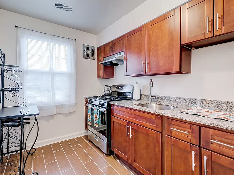 Loch Raven Village Apartments — Photo 26