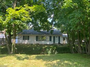 108 W Prospect St, Hackettstown, NJ 07840
