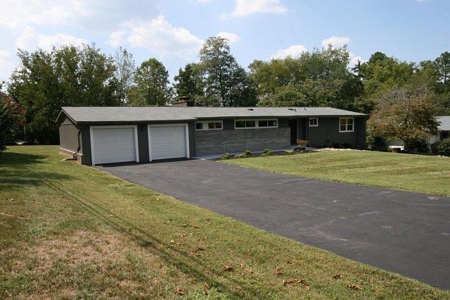 1st image of 7321 Stockton Dr