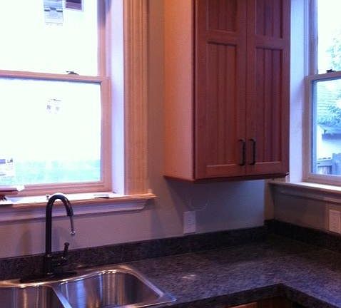 Kitchen 42" custom cabinets, stainless steel appliances