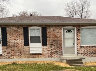 9813 Scarborough Ave, Louisville, KY
