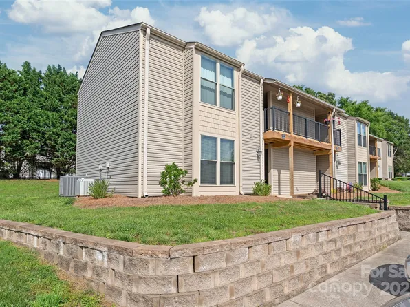 11069 Running Ridge Rd, Charlotte, NC 28226