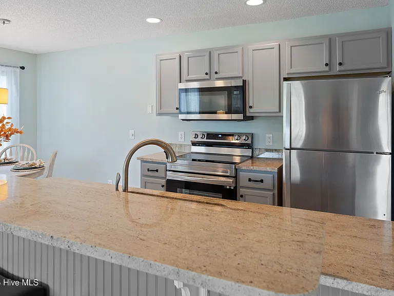 3350 Club Villas Dr #806 — Photo 11