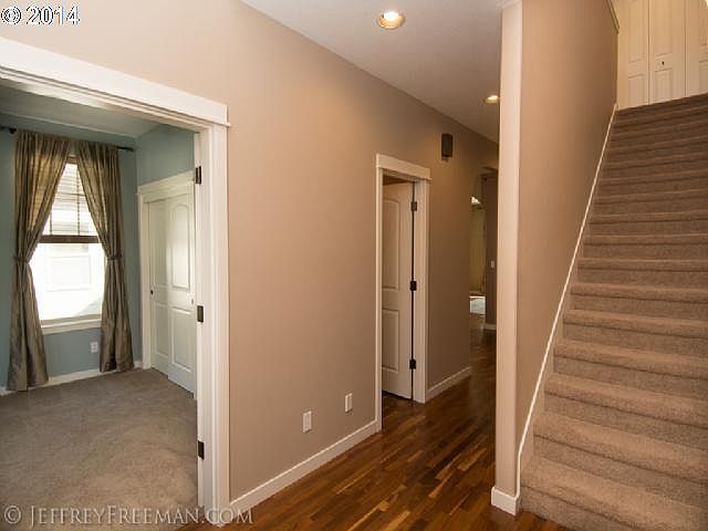 1st image of 6412 NE Southbrook Ct