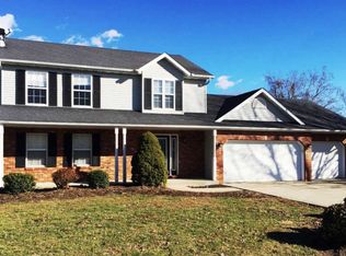 2716 Fieldstone Dr, Maryville, IL