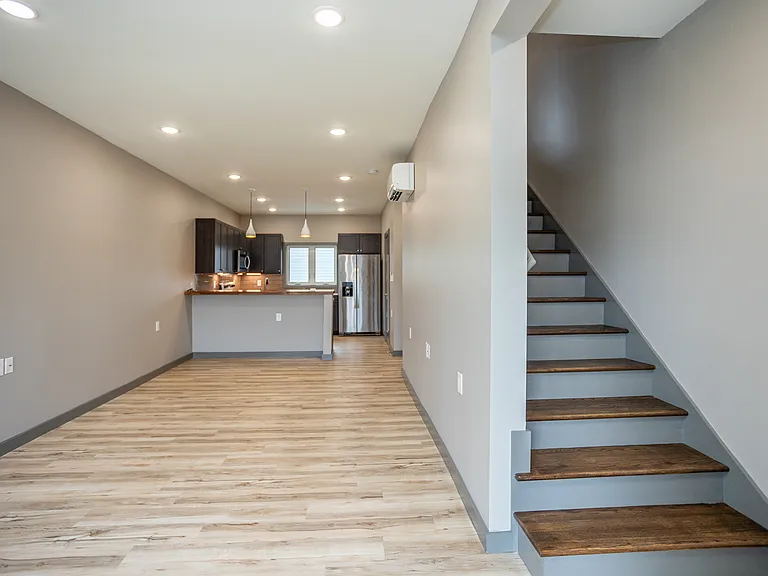 1014 Phillips Ave SE — Photo 20