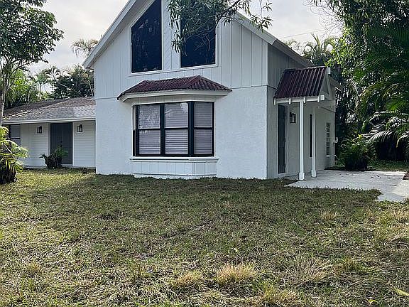 2nd image of 9220 Bouquet Rd