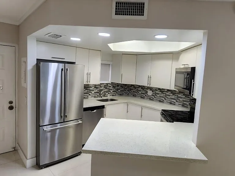 8205 Lake Dr #101 — Photo 1