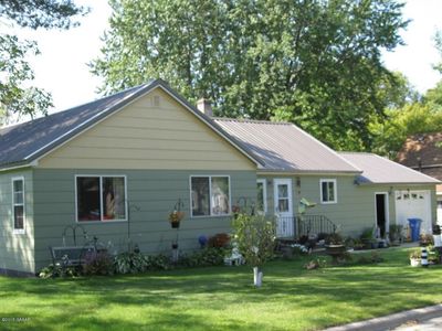 203 Iowa Ave, Hoffman, MN, 56339