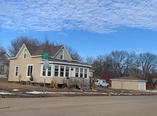 103 E 10th Ave, Webster, SD 57274