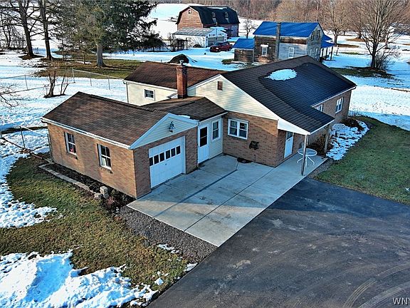 5th image of 10209 Broadway Rd