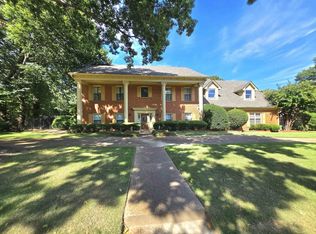 8718 Shadowbrook Cv, Germantown, TN 38139