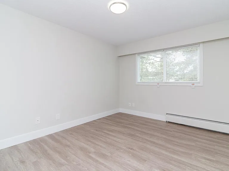 149 Wakesiah Ave — Photo 13