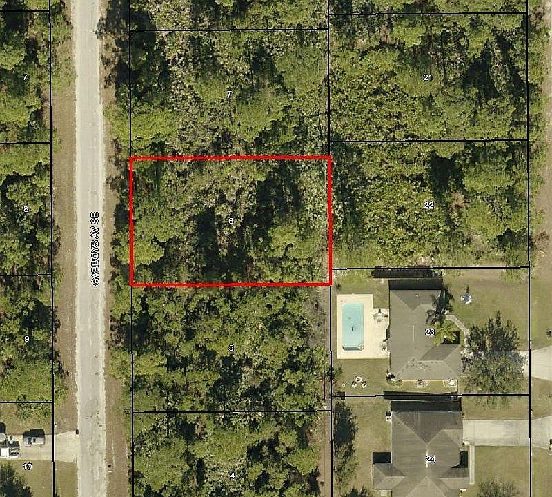 1st image of 2737 Gabboys Ave SE